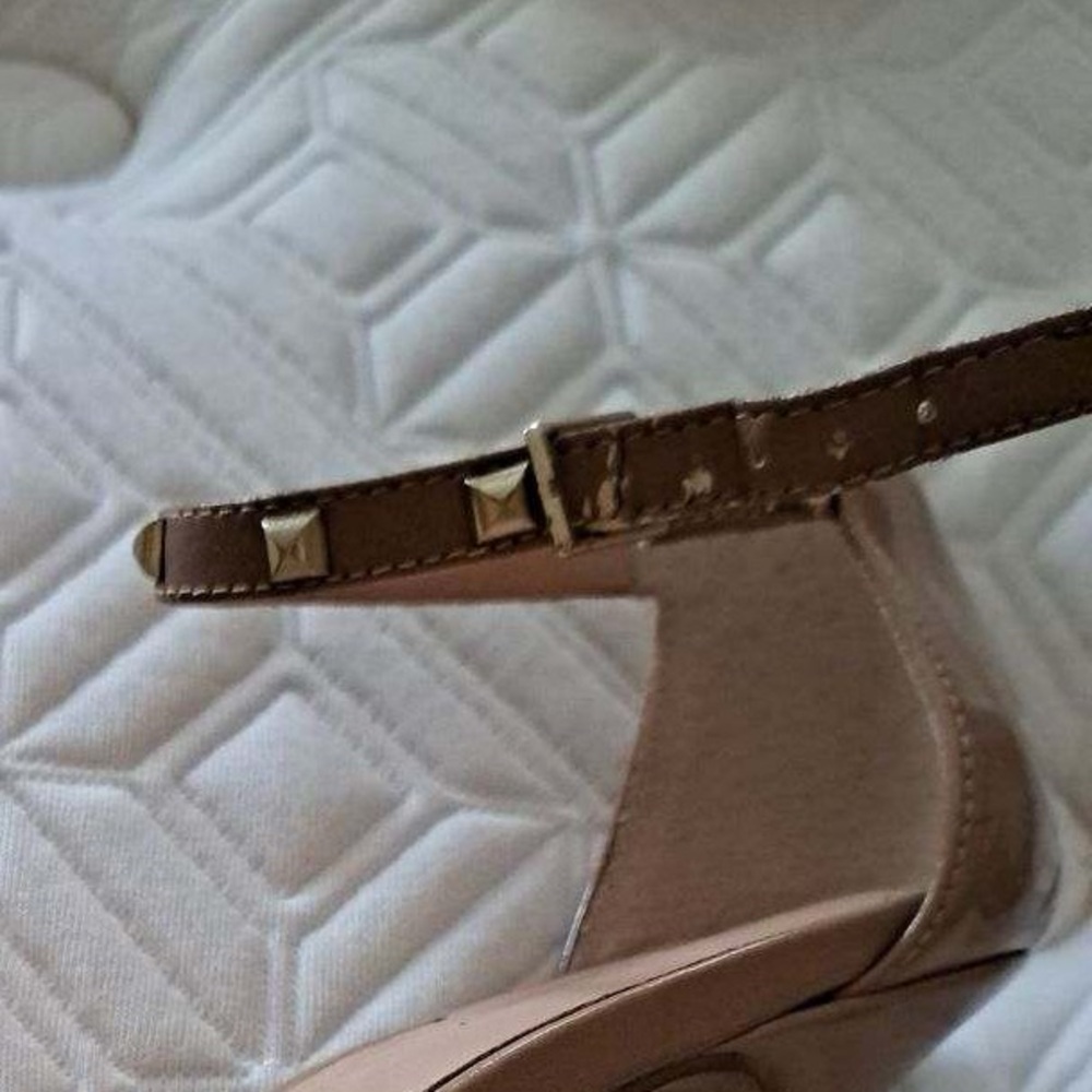 Patent Pumps with Stud Trim - Picture 5 of 13